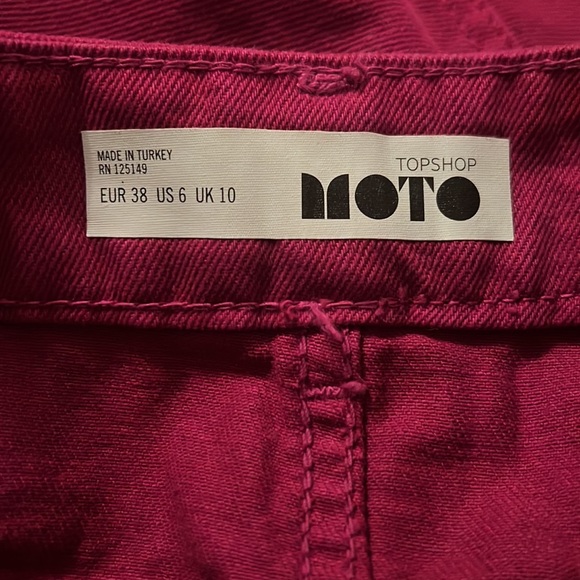 TOPSHOP magenta denim skirt - Picture 2 of 2